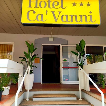 Hotel Ca Vanni リミニ エクステリア 写真