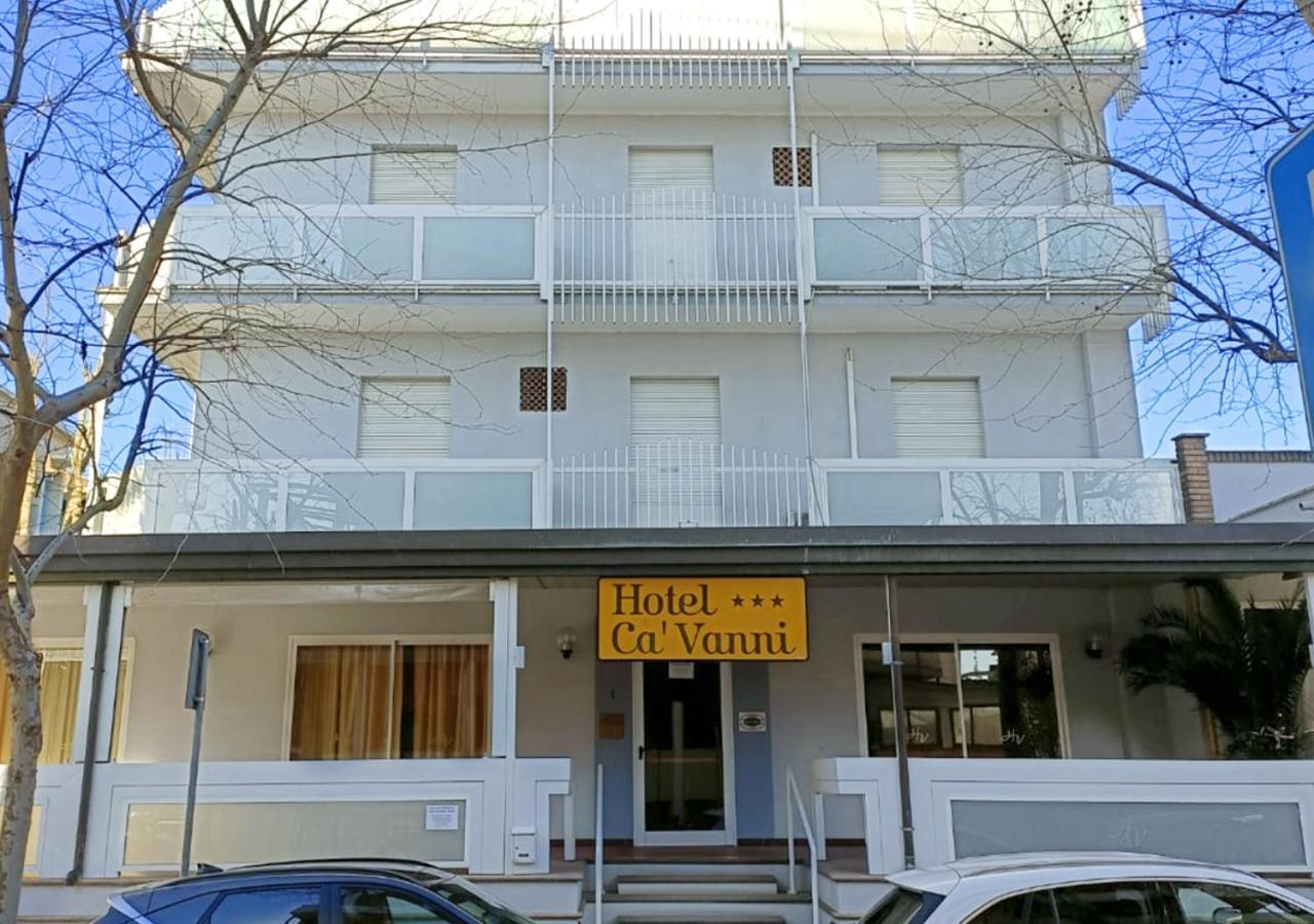 Hotel Ca Vanni リミニ エクステリア 写真